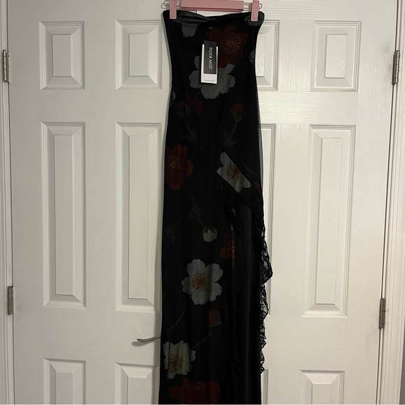 Tiger Mist Theo Floral Maxi Dress NWT - Picture 2 of 9